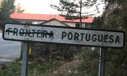 <div class="titulo_partido"><span>Amiguiños si…</span></div> “Menos mal que nos queda Portugal”